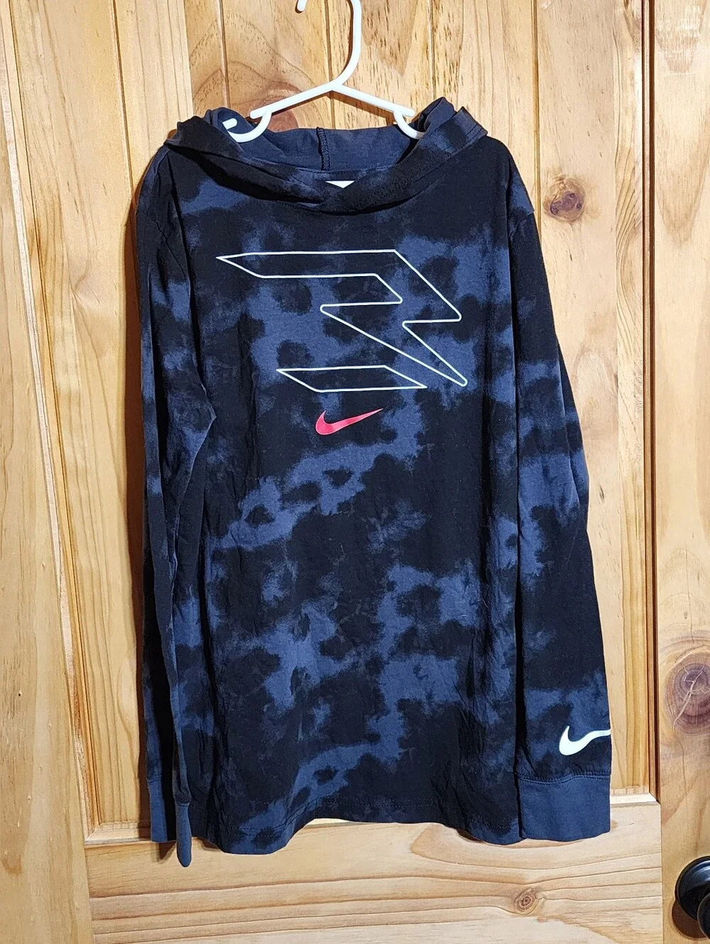 YOUTH Nike Black Tie-Dye Hooded Long Sleeve Tee with Red Swoosh